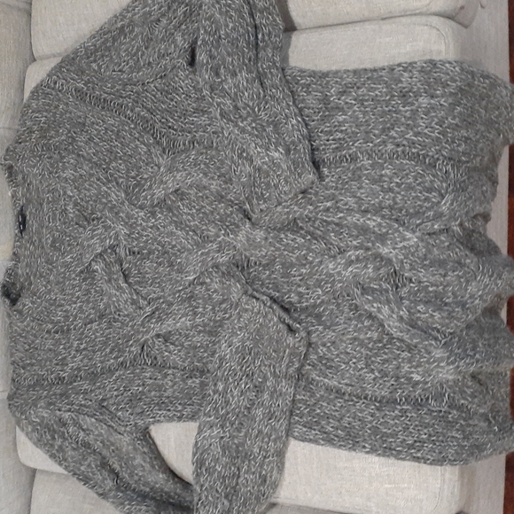 Theory gray wool blend cable knit crewneck pullover sweater size small - Picture 7 of 10